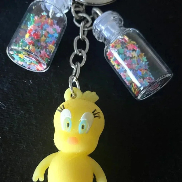 Girls Women Cute Duck Charm KeyChain with Twin Mini Glass Color Confetti Vials - Picture 5 of 6